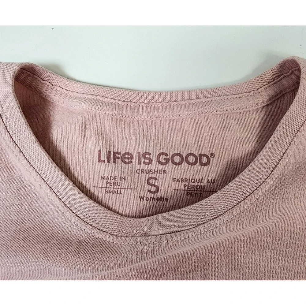 Life Is Good Crusher Top Women's S Pink Short Sleeve V Neck Simplify Tee Camping